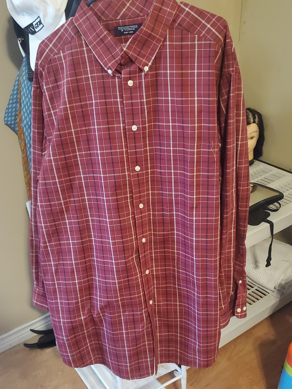 Roundtree & Yorke Men's Burgundy Plaid Button-Down Shirt